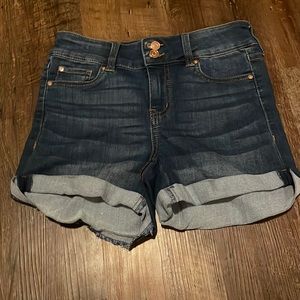 Girl’s shorts